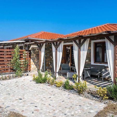 Petra Residence Скала Потамияс Екстериор снимка